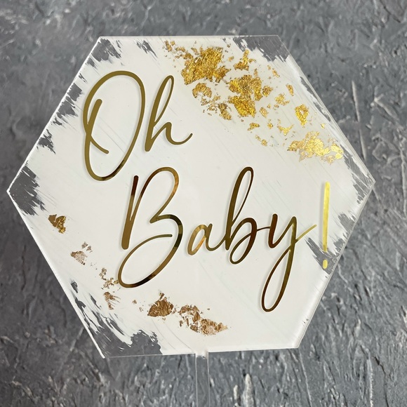 Personalized custom made acrylic cake topper - Picture 4 of 8